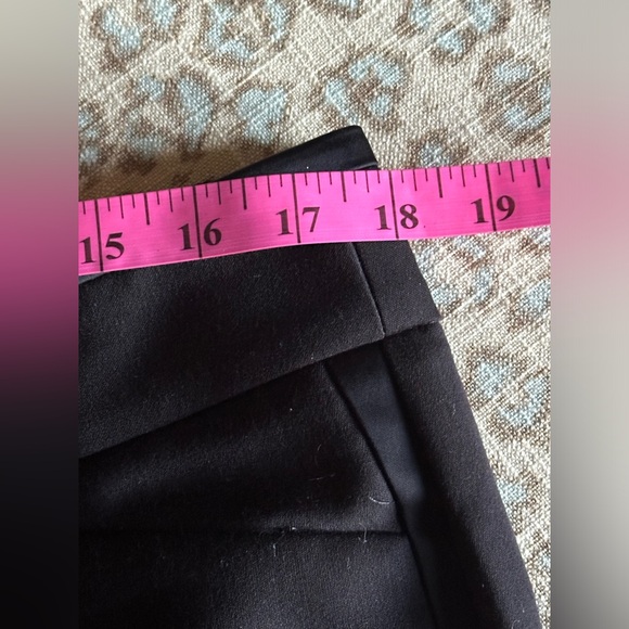 Like new WHBM Slim Ankle Pants 12R - Picture 4 of 11